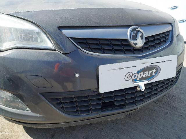 2010 VAUXHALL ASTRA SE