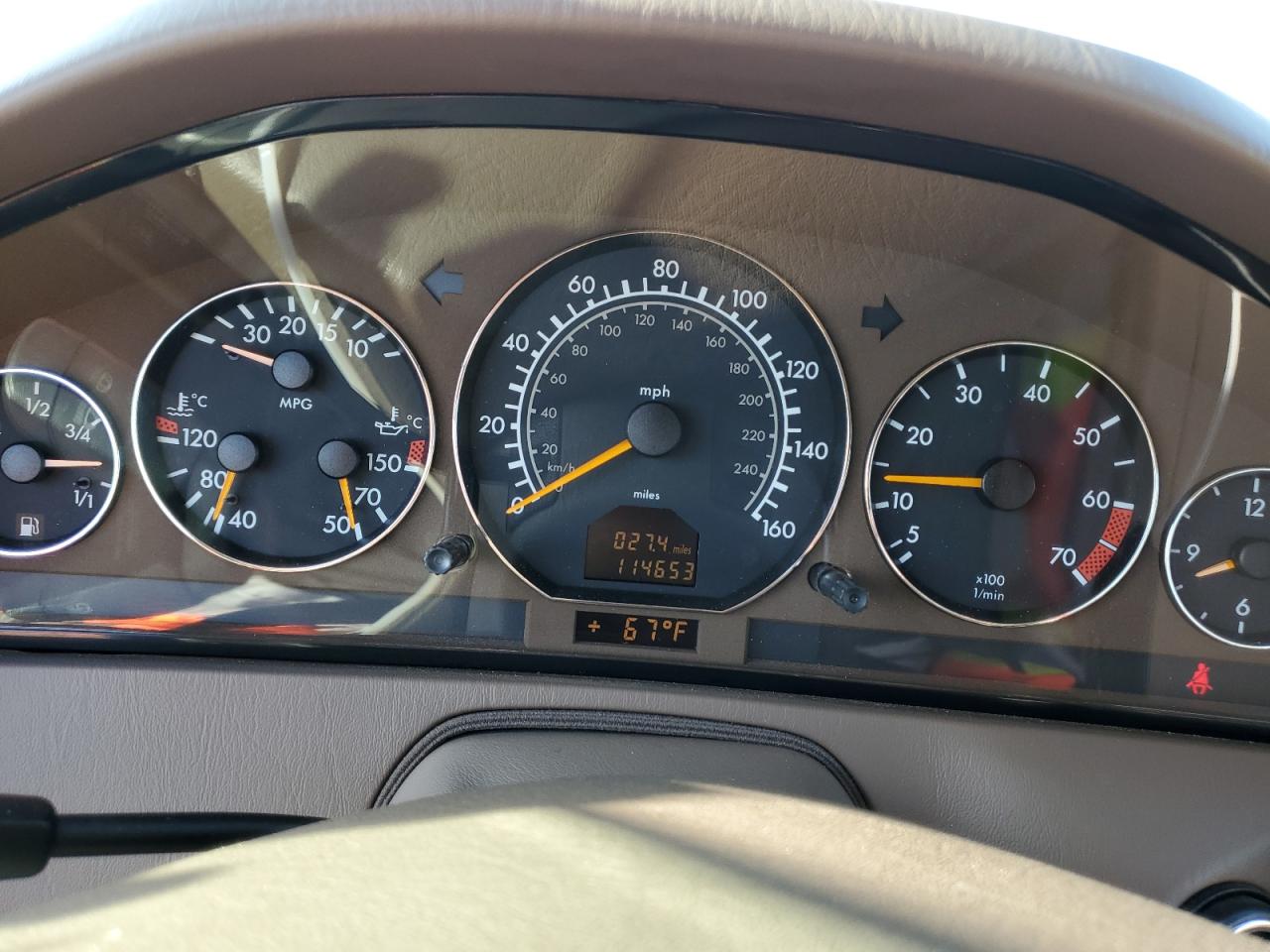 1999 Mercedes-Benz Sl 500 VIN: WDBFA68F1XF183482 Lot: 52832005