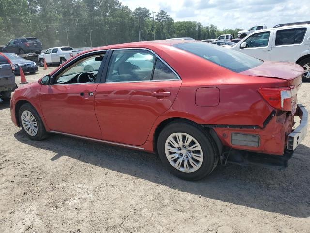 Sedans TOYOTA CAMRY 2013 Czerwony