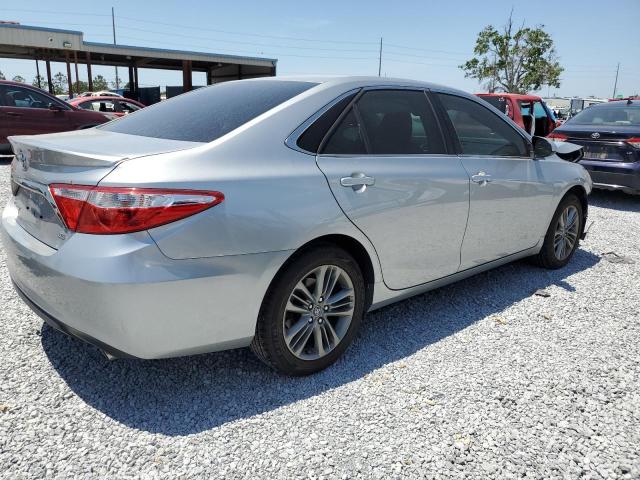  TOYOTA CAMRY 2017 Серебристый