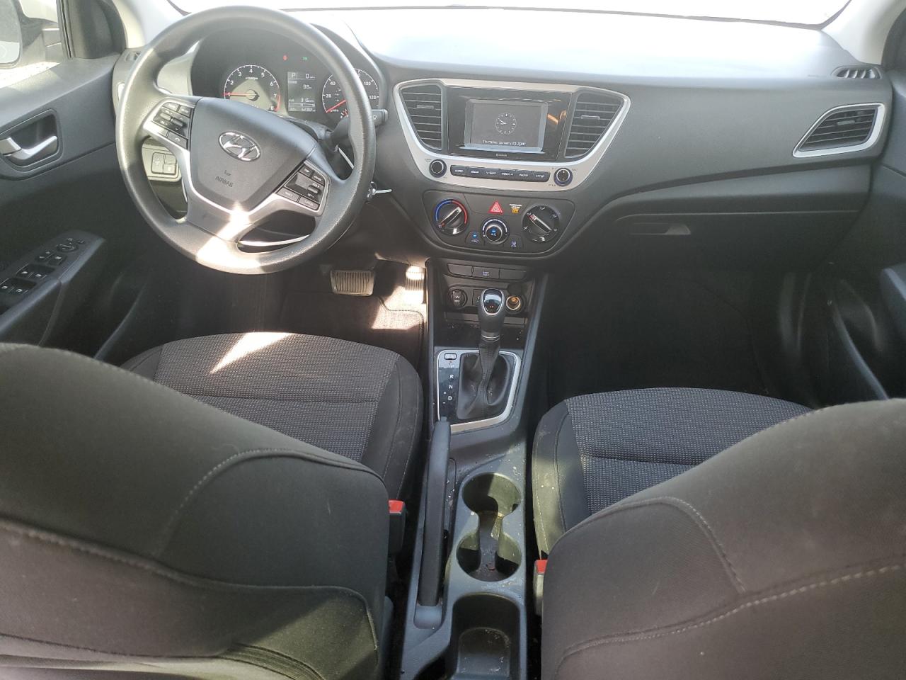 2019 Hyundai Accent Se VIN: 3KPC24A35KE054086 Lot: 52924425