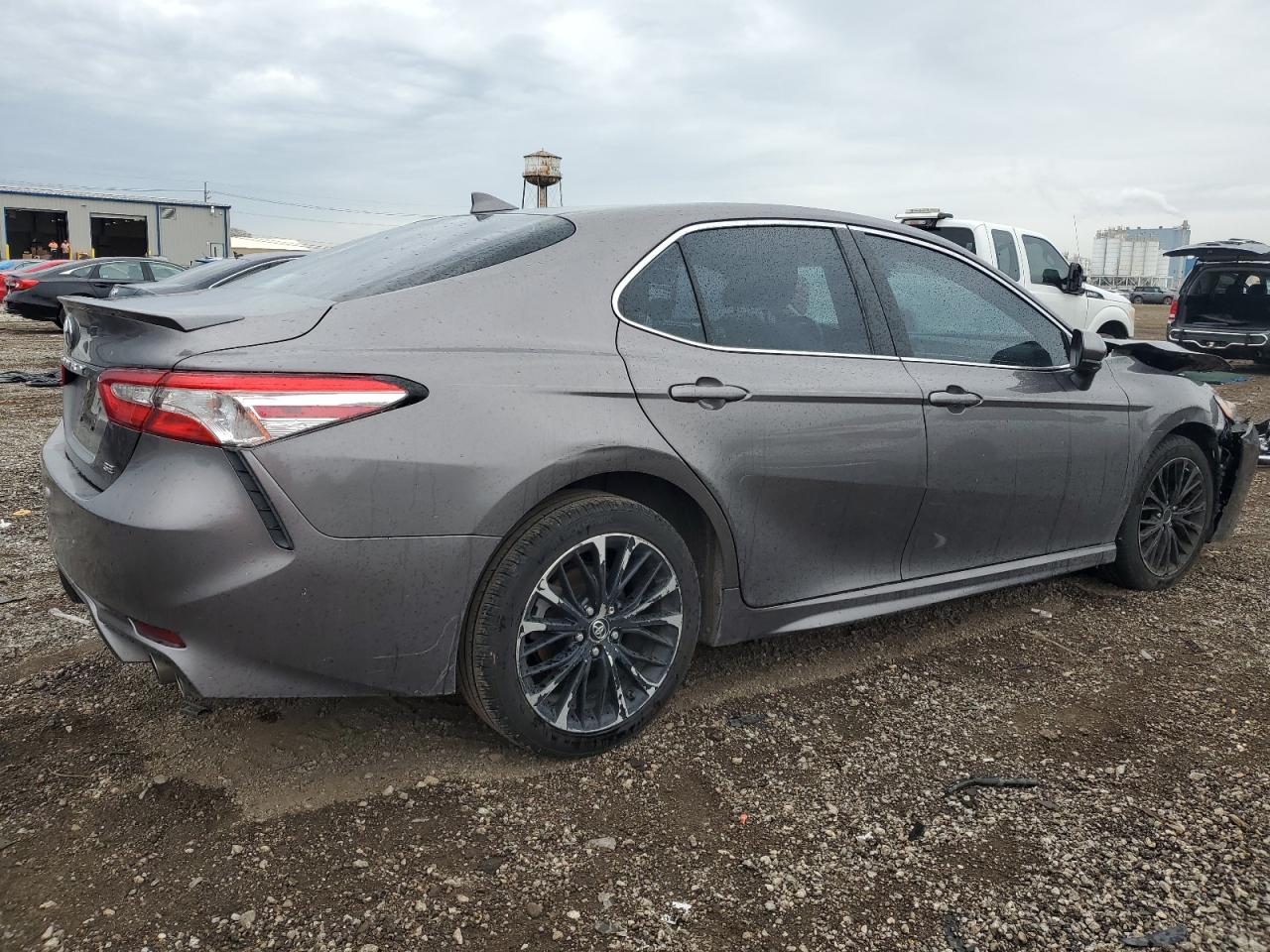 VIN: 4T1B11HK3KU732227 2019 TOYOTA CAMRY