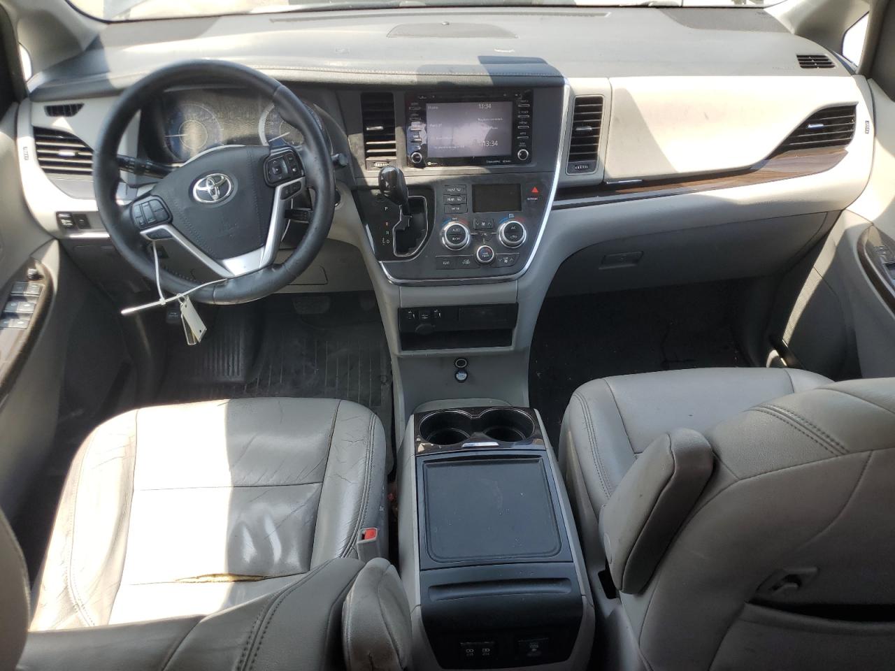 2019 Toyota Sienna Xle VIN: 5TDYZ3DC1KS004203 Lot: 55350195