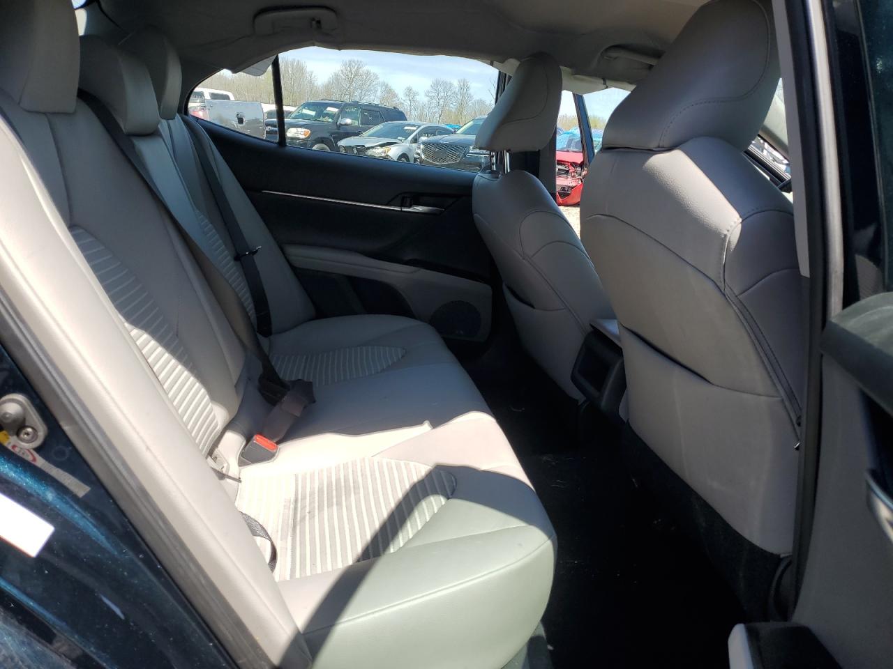 4T1B11HK2KU732803 2019 Toyota Camry L