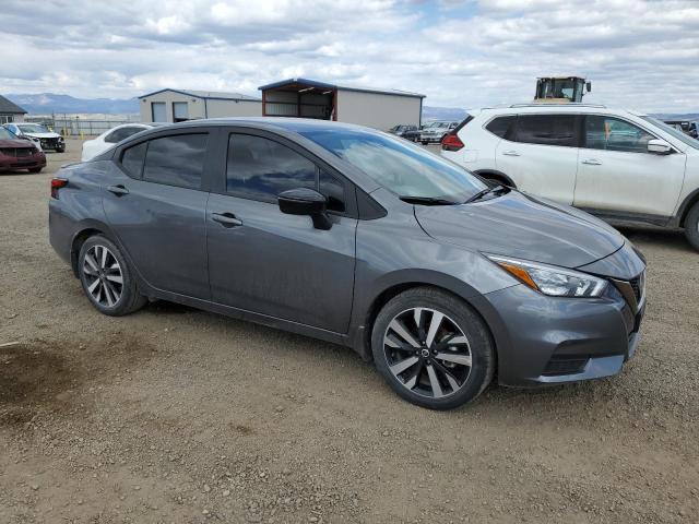  NISSAN VERSA 2022 Серый