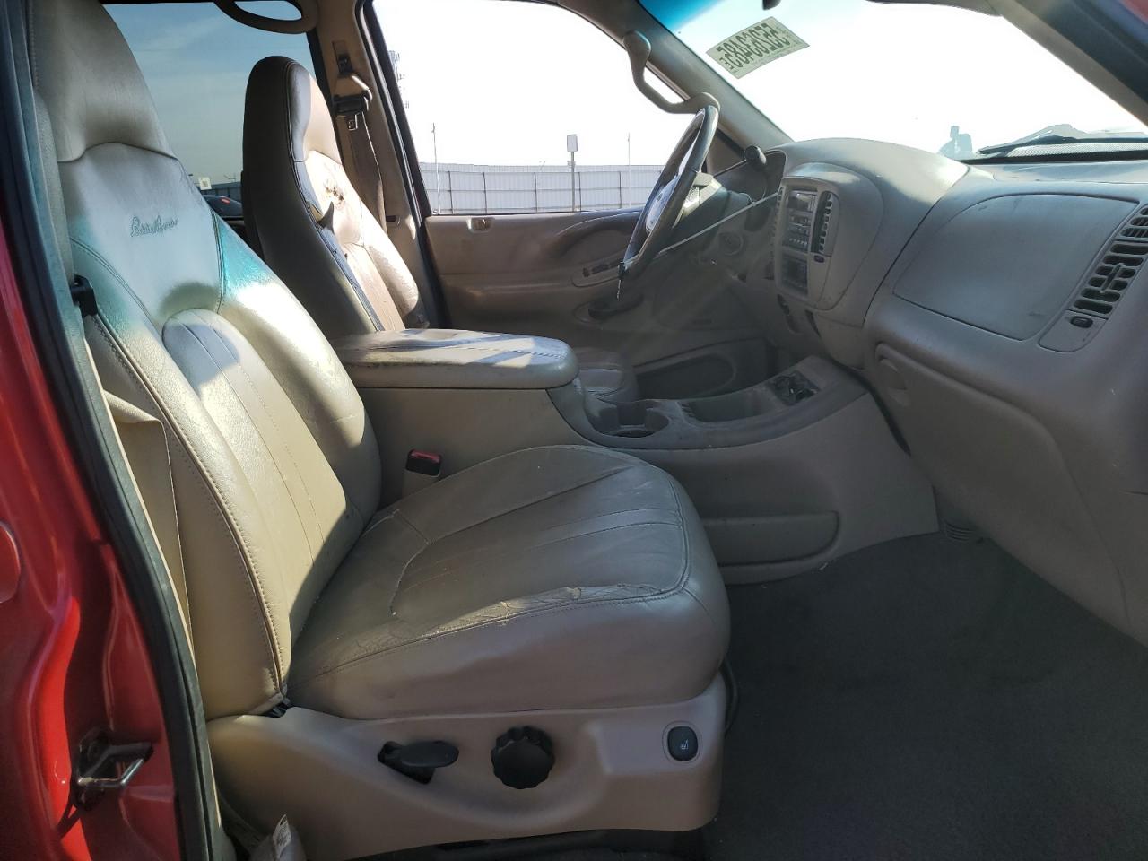 2000 Ford Expedition Eddie Bauer VIN: 1FMPU18L1YLB89819 Lot: 55263485