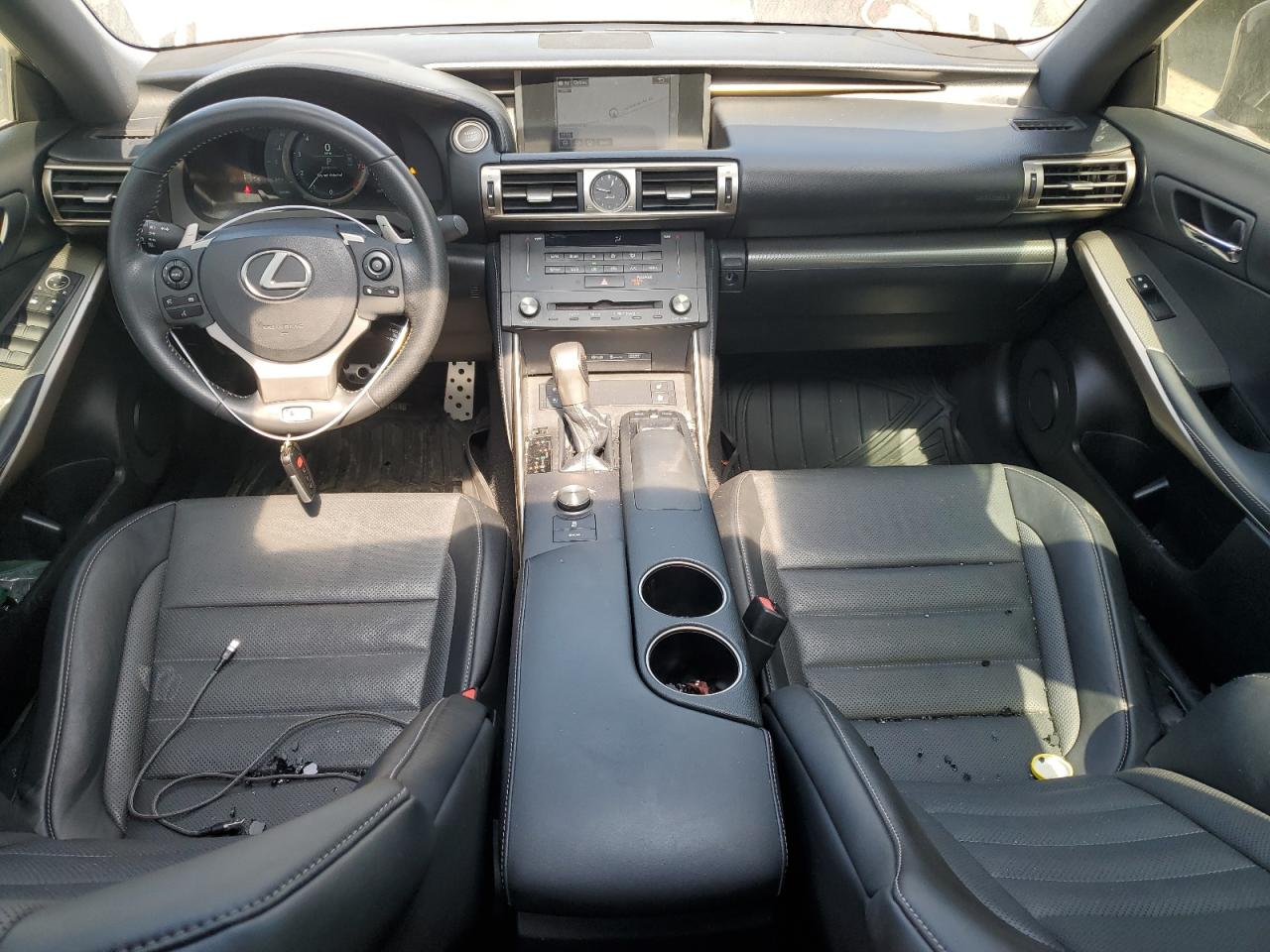 2015 Lexus IS - Image 8