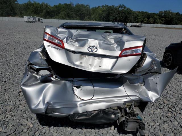 Седаны TOYOTA CAMRY 2014 Серебристый