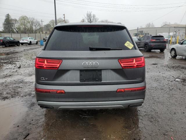  AUDI Q7 2019 Серый