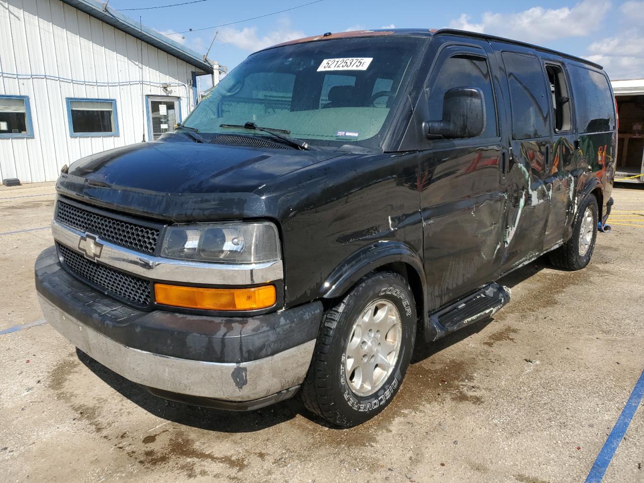 2005 Chevrolet Express G1500 de vânzare în Pekin, IL - Side