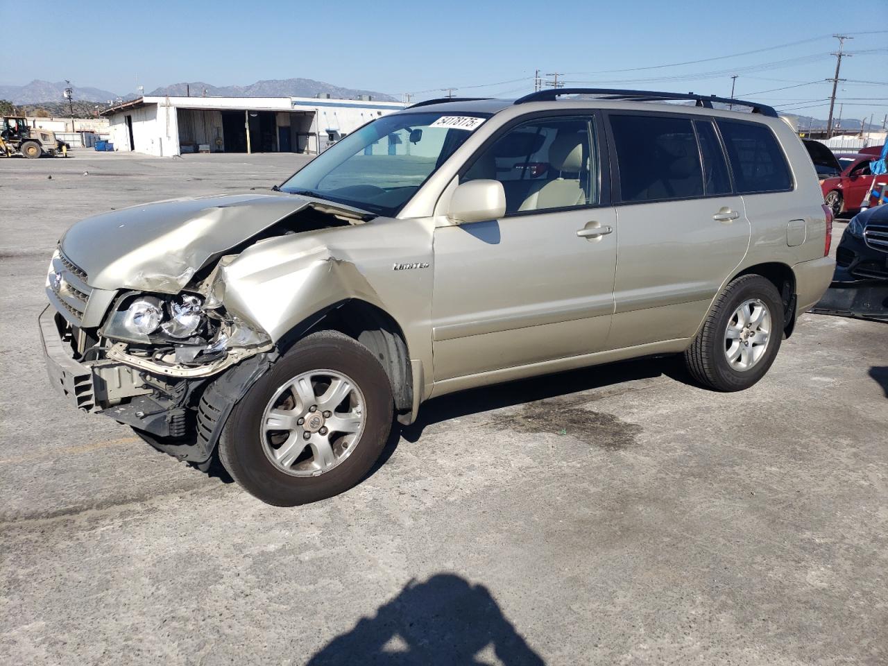 2003 Toyota Highlander Limited for Sale in Sun Valley, CA - Front End