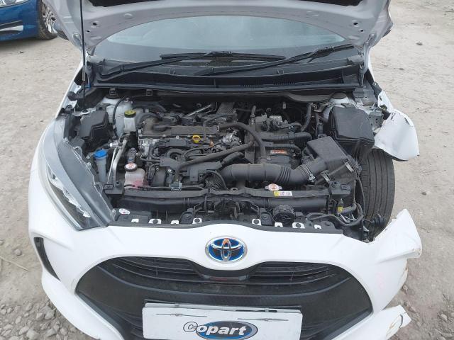 2021 TOYOTA YARIS DESI