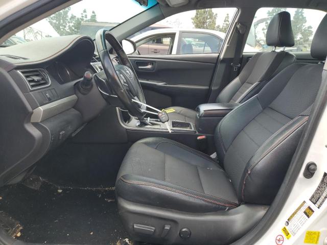  TOYOTA CAMRY 2016 Белый