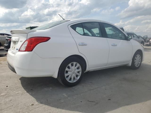  NISSAN VERSA 2015 Biały