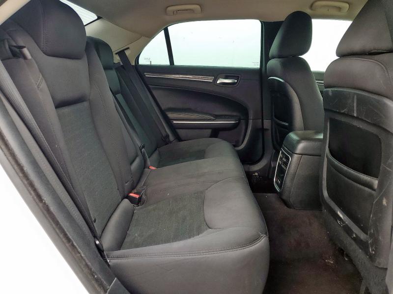 2018 CHRYSLER 300 TOURING