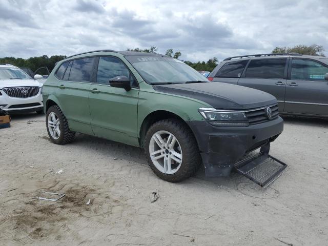  VOLKSWAGEN TIGUAN 2018 Zielony