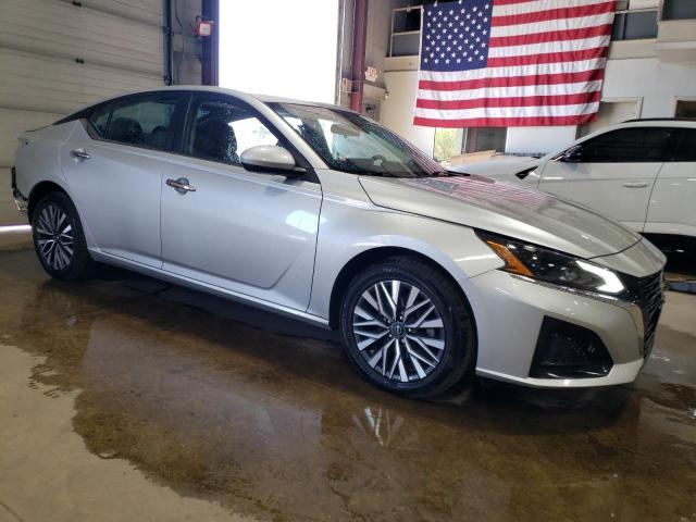  NISSAN ALTIMA 2023 Silver