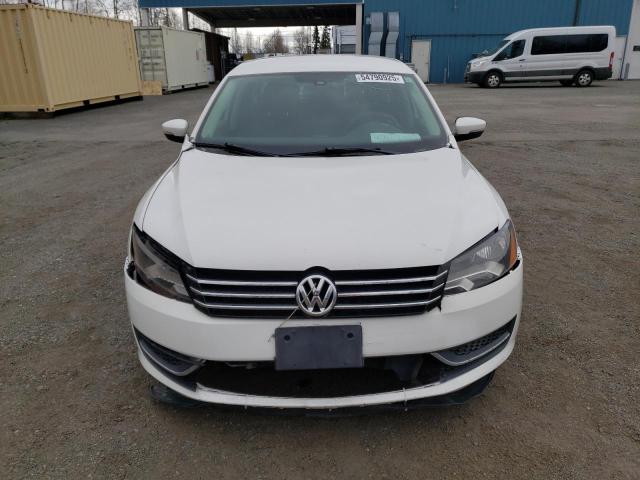 Седаны VOLKSWAGEN PASSAT 2013 Белый