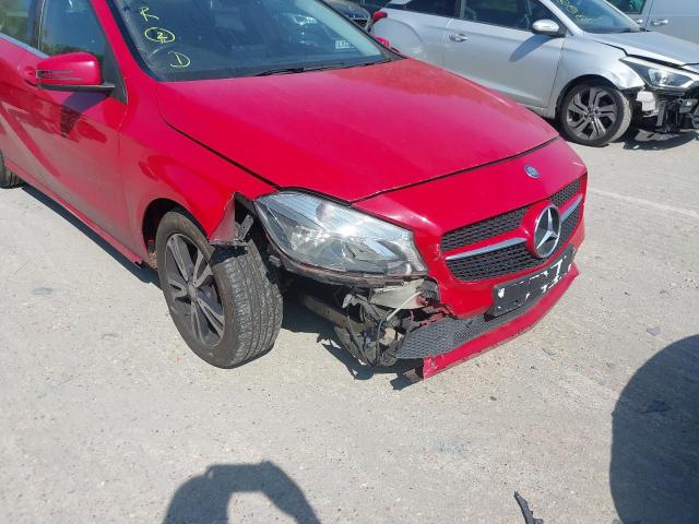 2016 MERCEDES BENZ A 180 D SE