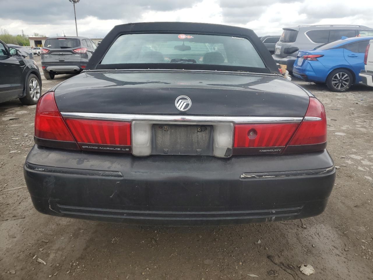 2002 Mercury Grand Marq VIN: 2MEFM75W42X636170 Lot: 54105025