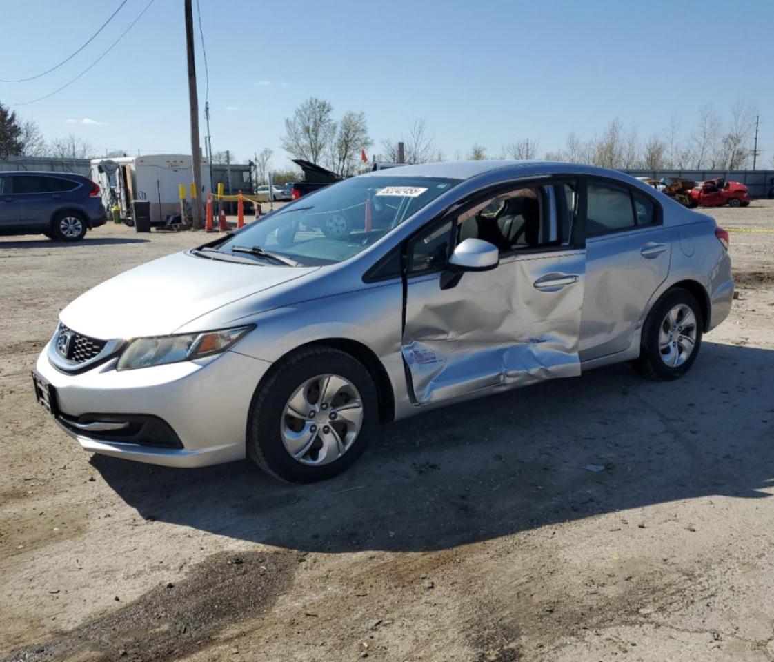 2013 Honda Civic Lx за продажба в Pekin, IL - Side