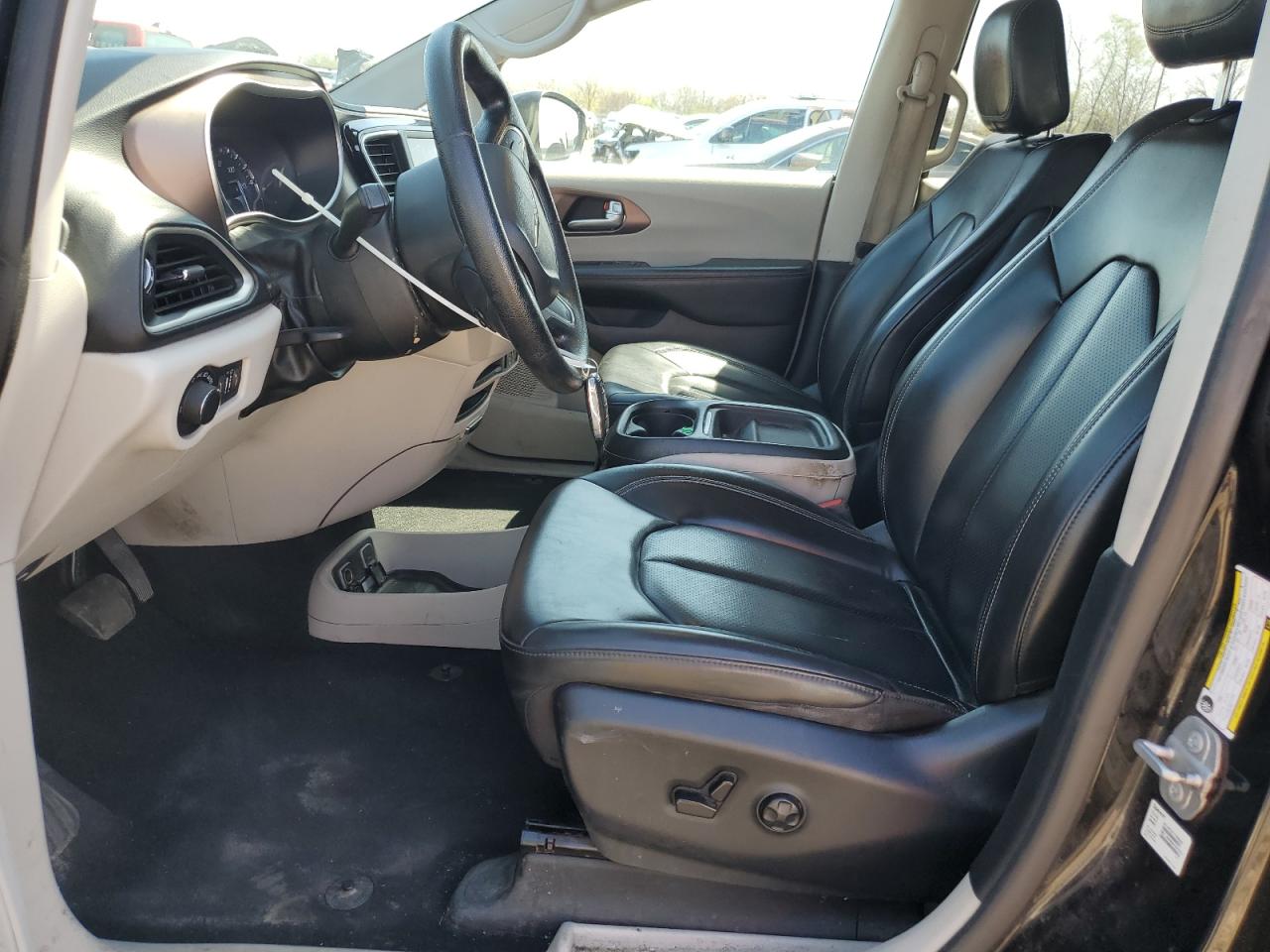 2020 Chrysler Voyager Lxi VIN: 2C4RC1DG9LR172484 Lot: 54144455