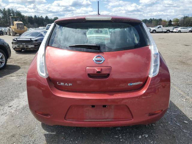 Хэтчбеки NISSAN LEAF 2015 Красный