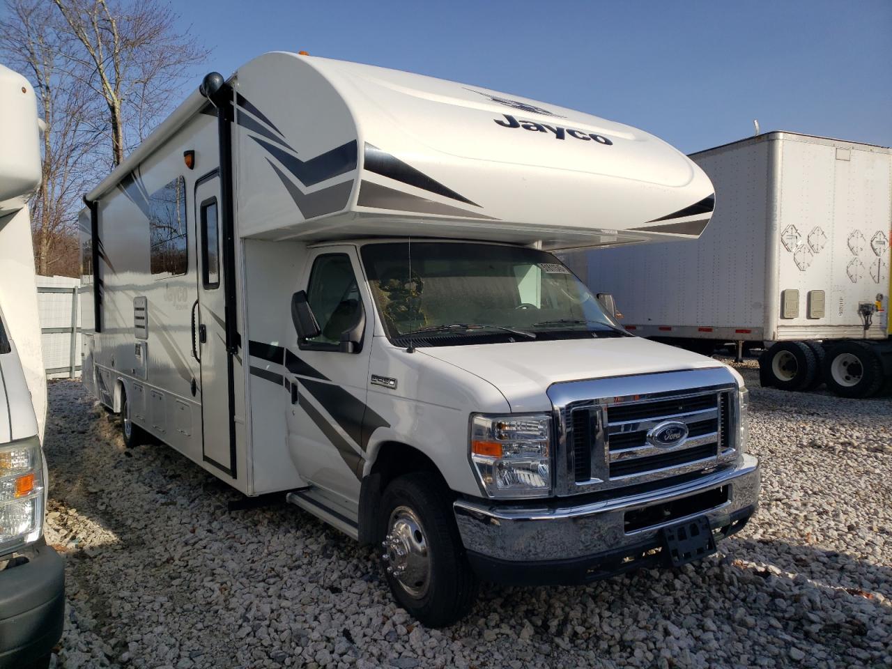 2019 Ford Econoline E450 Super Duty Cutaway Van იყიდება West Warren-ში, MA - Top/Roof