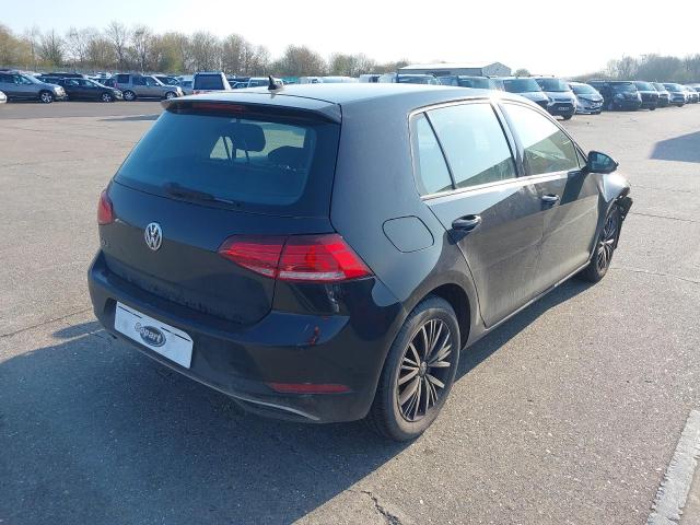 2018 VOLKSWAGEN GOLF SE TS