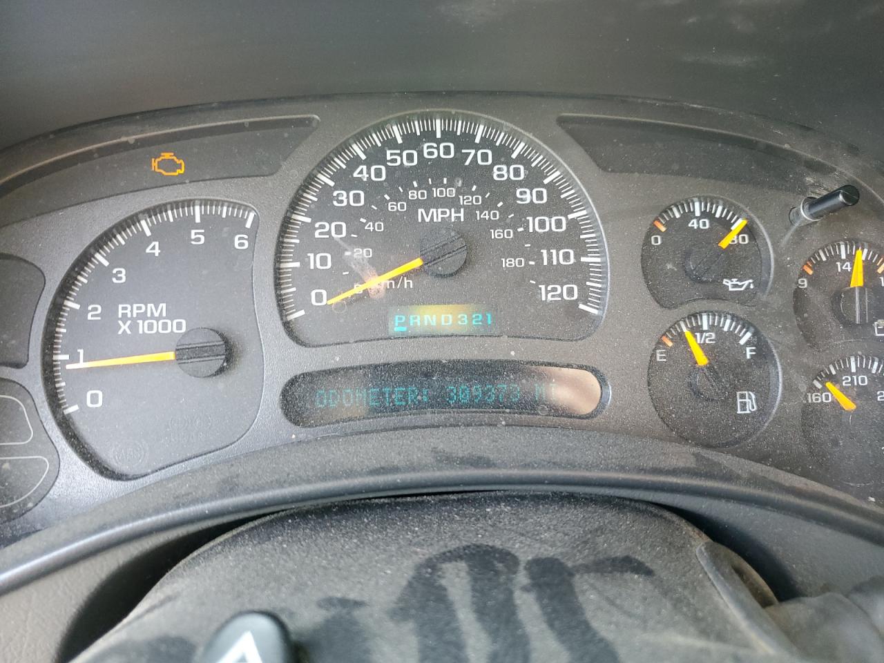 2004 Chevrolet Tahoe K1500 VIN: 1GNEK13Z44R126774 Lot: 53623325