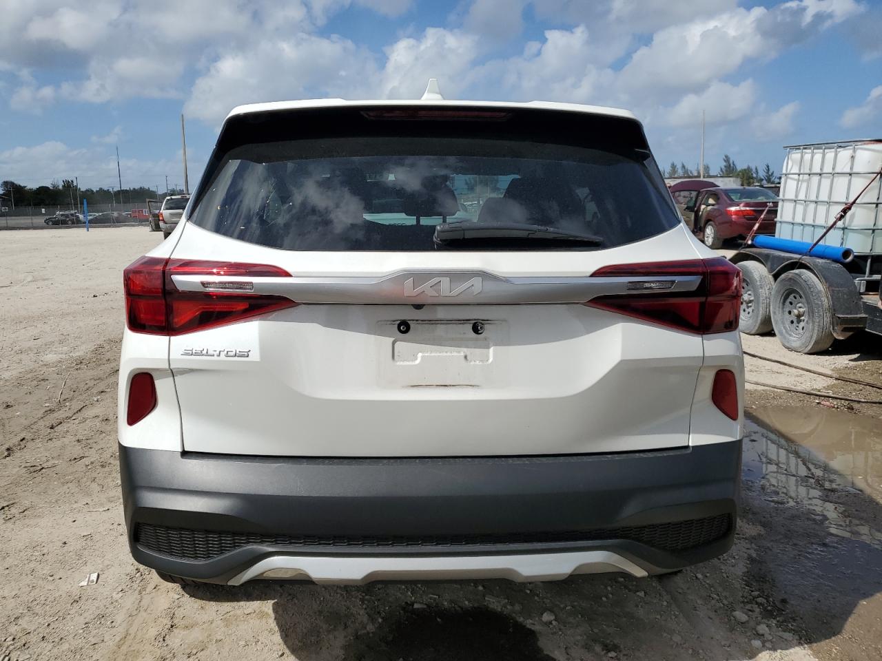 2023 Kia Seltos Lx VIN: KNDEPCAA7P7461188 Lot: 51979035