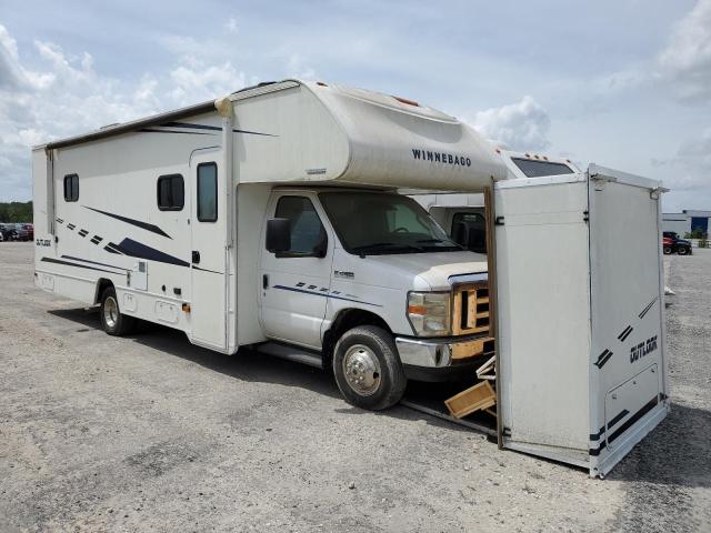 2018 Ford Econoline E450 Super Duty Cutaway Van