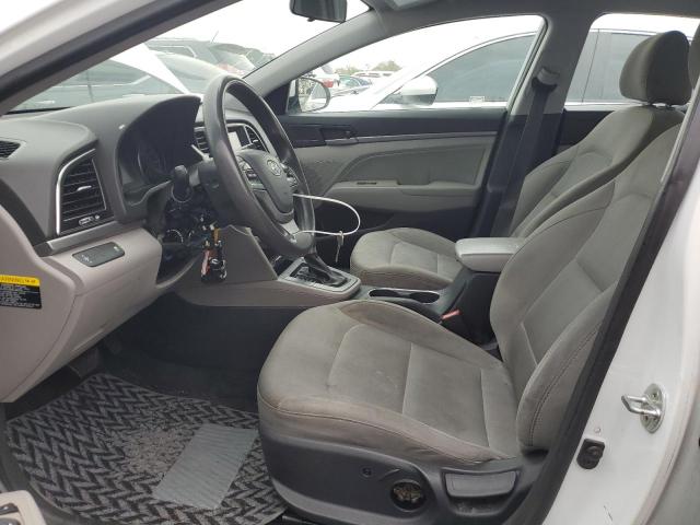  HYUNDAI ELANTRA 2017 Белы