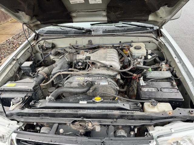 2001 TOYOTA 4RUNNER SR5