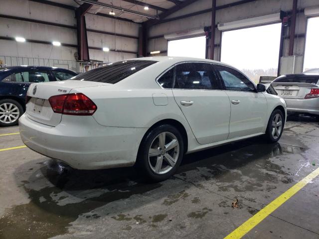 Седаны VOLKSWAGEN PASSAT 2014 Белы