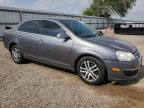 2006 Volkswagen Jetta 2.5 იყიდება Mercedes-ში, TX - Rear End
