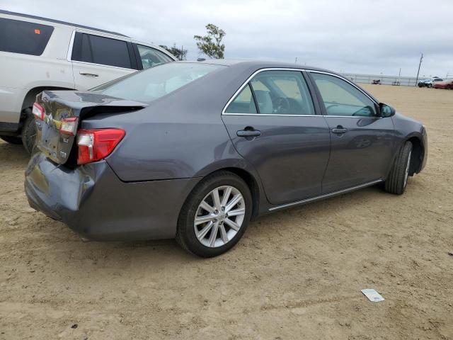Sedans TOYOTA CAMRY 2014 Gray