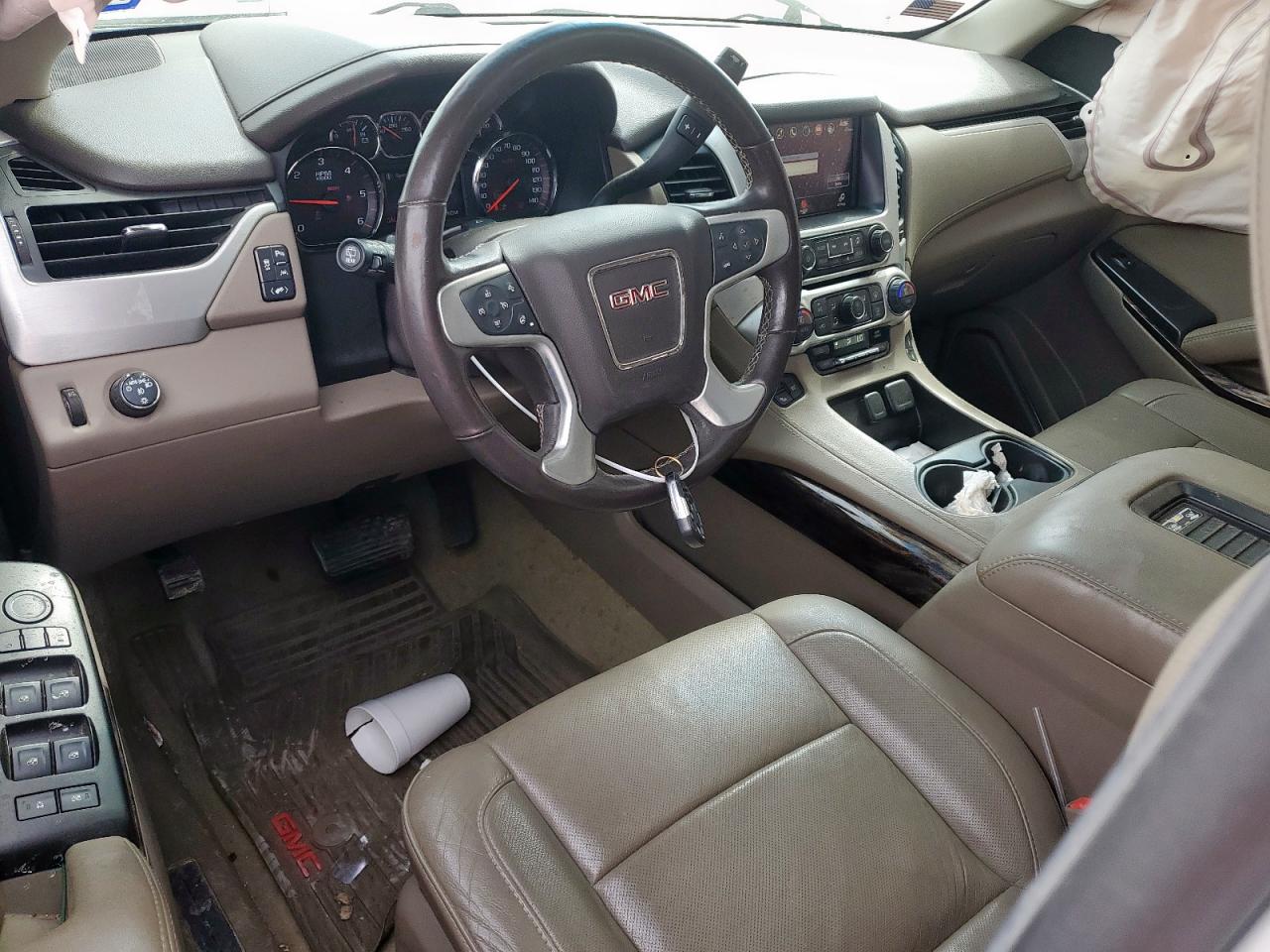 2016 GMC Yukon Xl C1500 Slt VIN: 1GKS1GKC1GR252081 Lot: 53354975