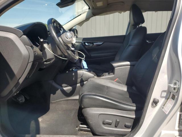 NISSAN ROGUE 2017 Сріблястий