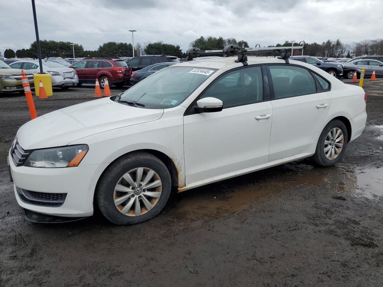 2013 Volkswagen Passat S de vânzare în East Granby, CT - Minor Dent/Scratches
