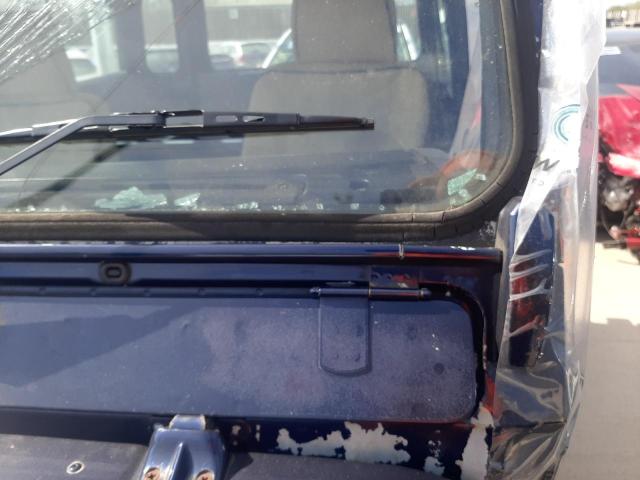 2003 LAND ROVER DEFENDER 9