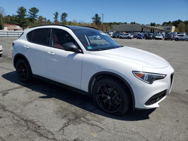 ALFA ROMEO STELVIO 2019 Белый