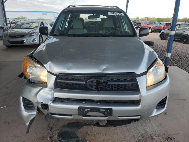  TOYOTA RAV4 2012 Srebrny