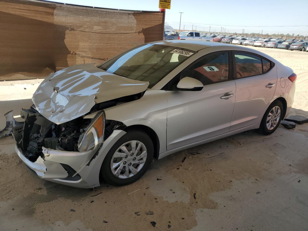 2018 Hyundai Elantra Se იყიდება Sun Valley-ში, CA - Front End