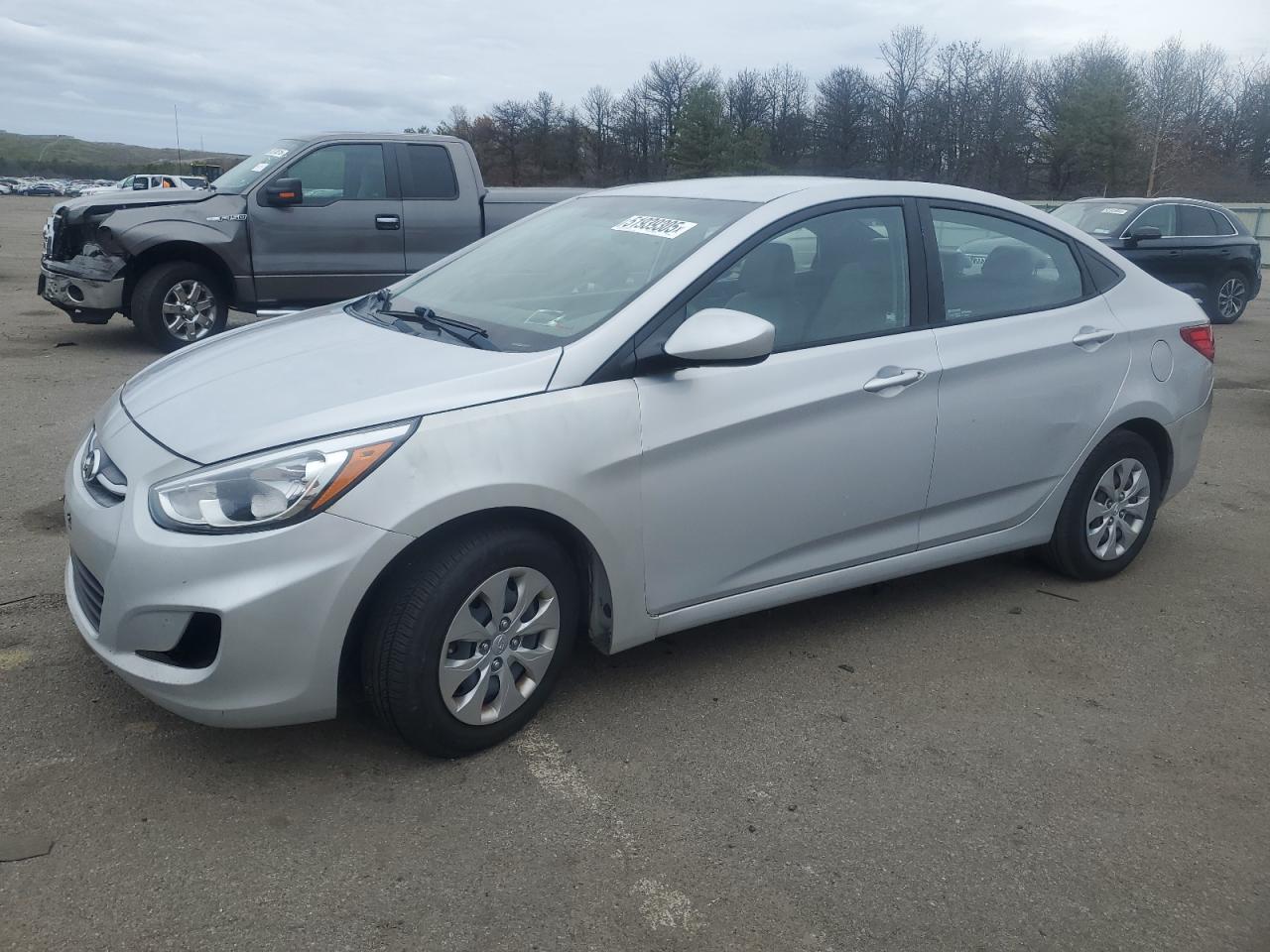 2017 Hyundai Accent Se for Sale in Brookhaven, NY - Minor Dent/Scratches