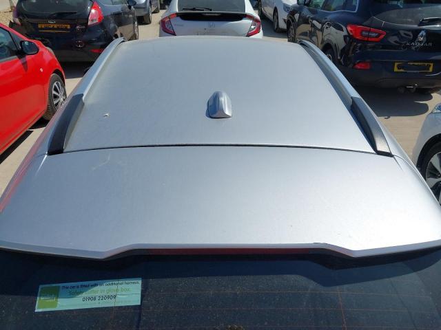 2015 VOLVO V40 CROSS