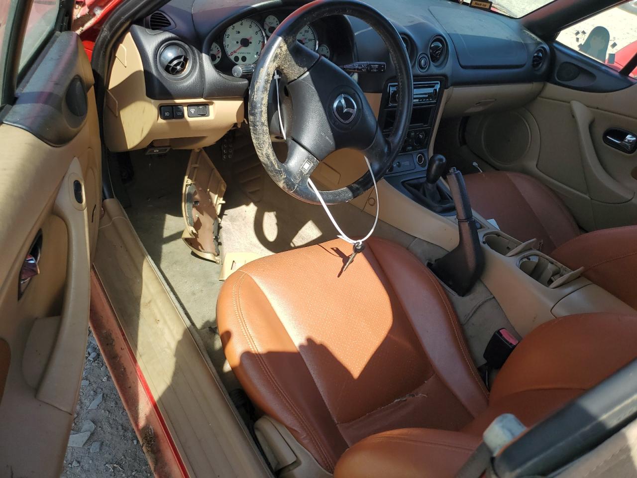 2001 Mazda Mx-5 Miata Base VIN: JM1NB353010206537 Lot: 52020455