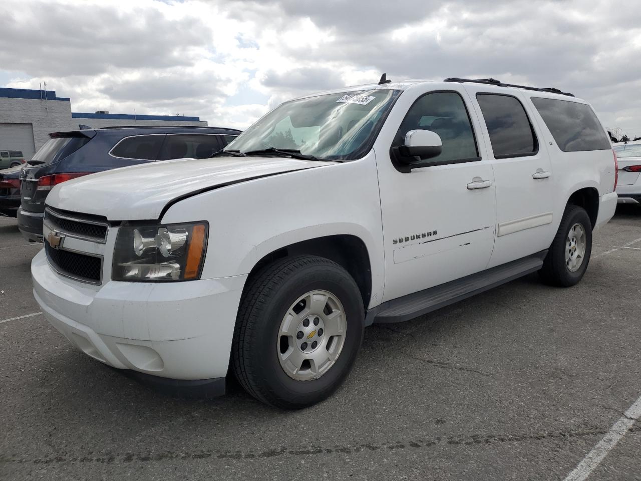 2010 Chevrolet Suburban C1500 Lt for Sale in Rancho Cucamonga, CA - Side