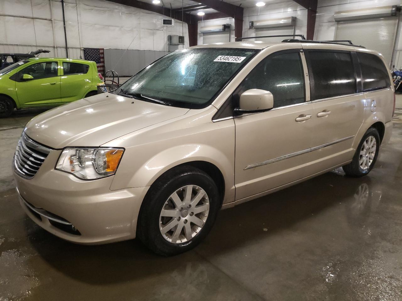2015 Chrysler Town & Country Touring на продаже в Avon, MN - Rear End