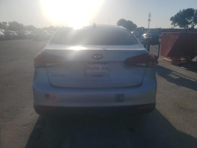  KIA FORTE 2018 Сріблястий